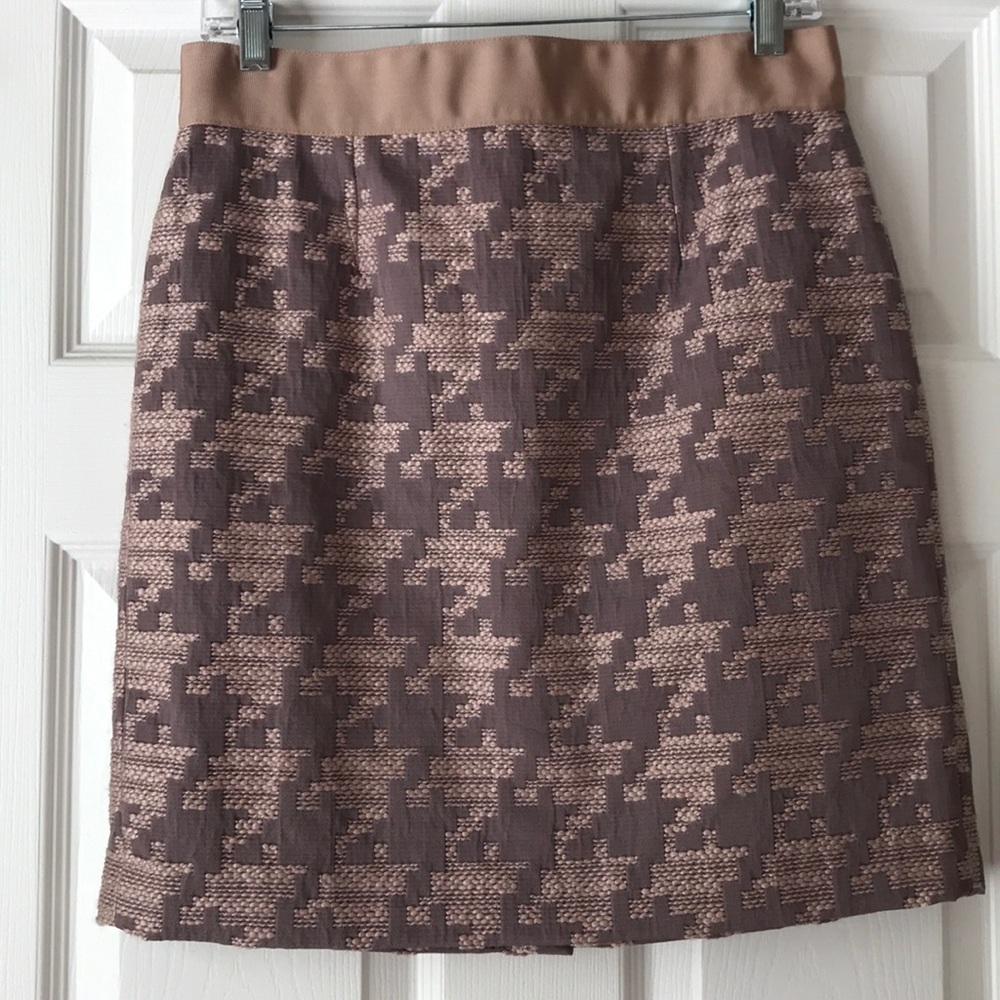 Loft pencil skirt